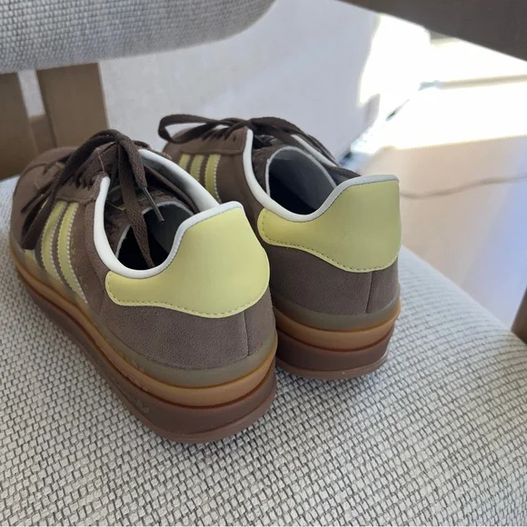 NWOB Adidas Gazelle Bold Platform Sneakers in Brown and Yellow - Picture 4 of 6